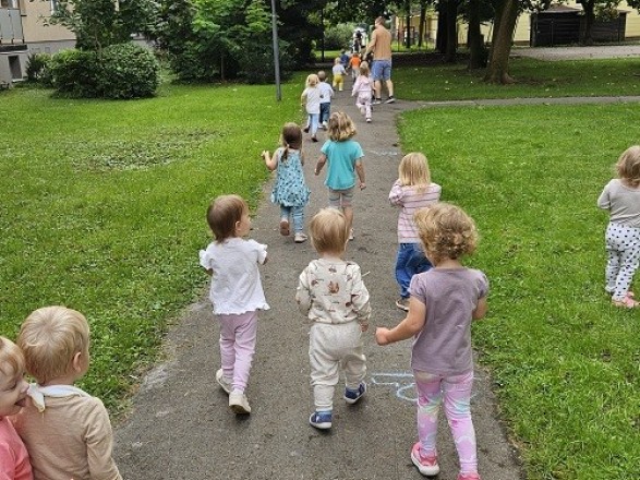 MNOŽIČNI TEK V MODREM DELU