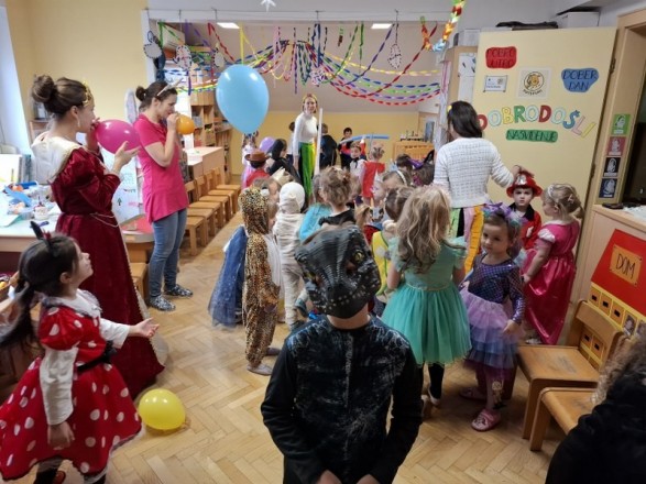Pustne vragolije in norčije enote Vila